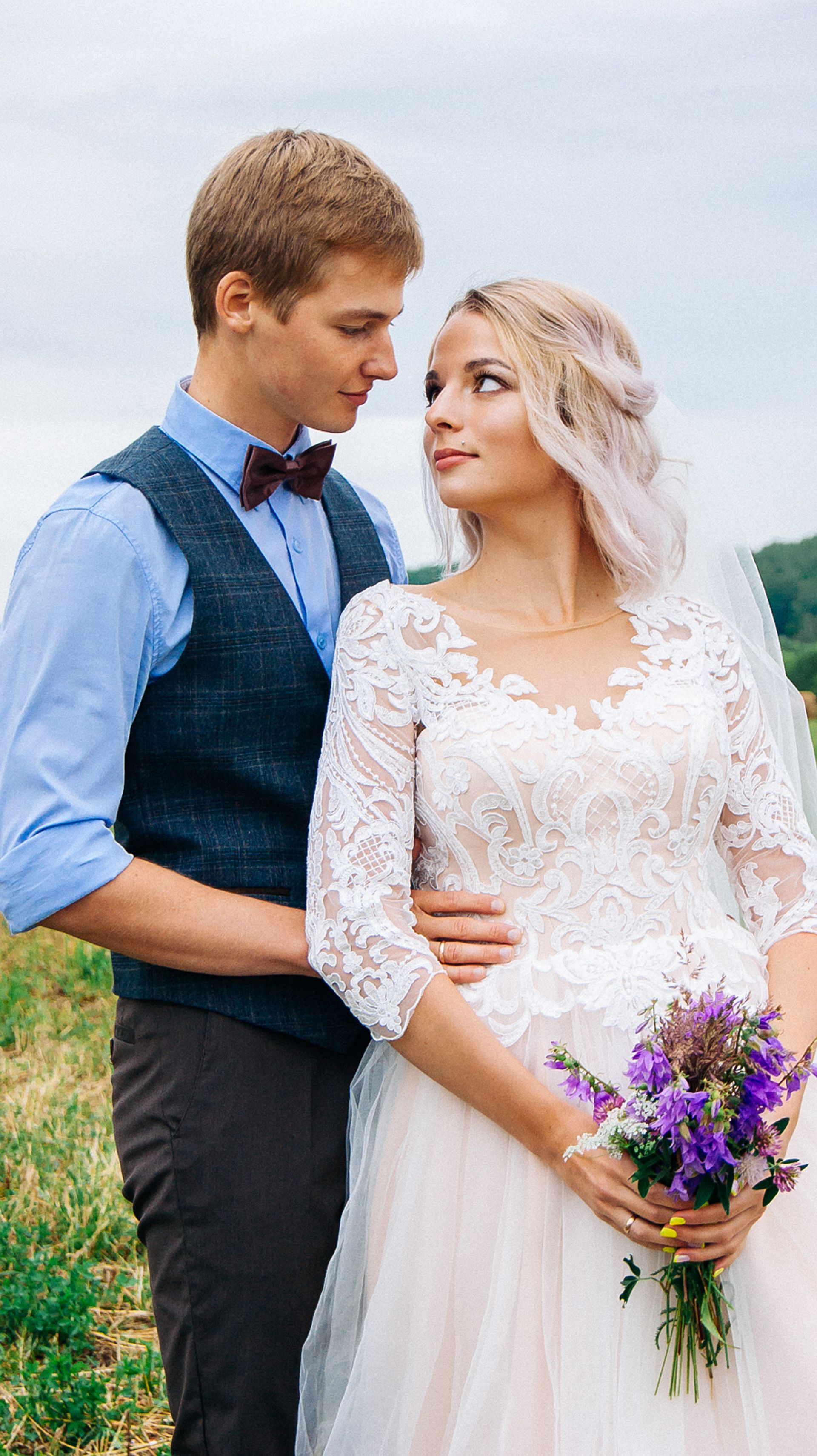 Wedding couple in open field